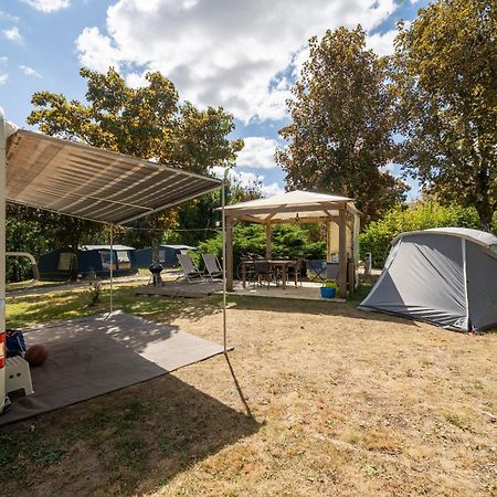 Hotel Camping Les Gorges Du Chambon Eymouthiers  Exterior foto