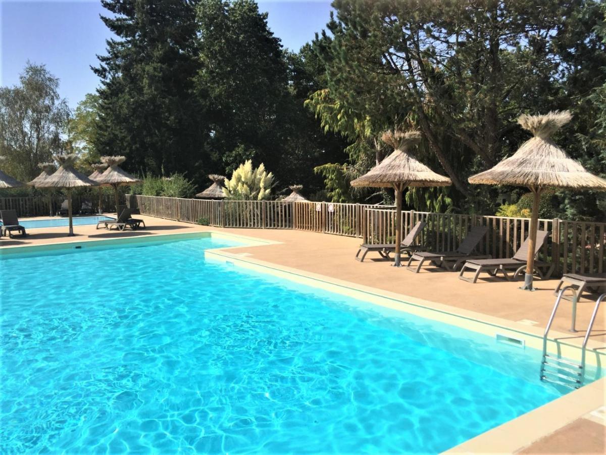Hotel Camping Les Gorges Du Chambon Eymouthiers  Exterior foto
