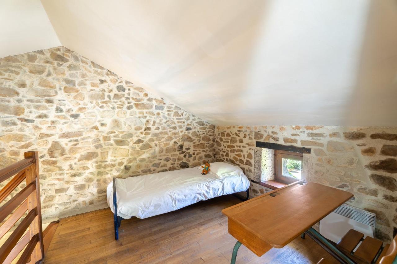 Hotel Camping Les Gorges Du Chambon Eymouthiers  Exterior foto